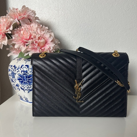 YSL Saint Laurent Large Monogram Envelope Matelasse - Picture 3 of 15